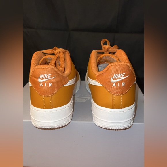Nike (GS) Air Force 1 LV8 2 Monarch/Sail- 7Y/W8.5 - Picture 10 of 15